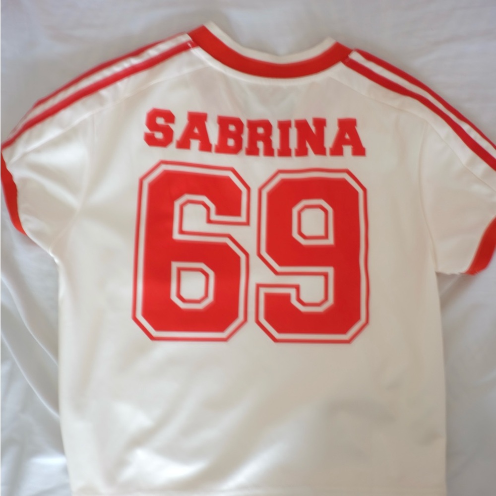 Sabrina Carpenter Short n’ Sweet Jersey Merch